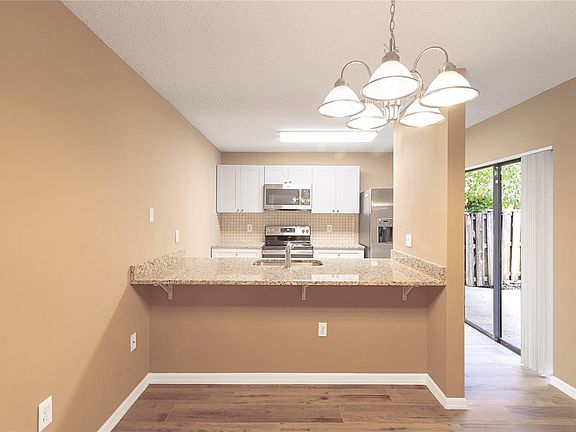 4th image of 5392 Elm Ct