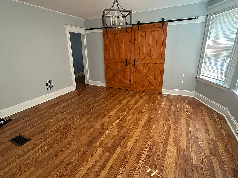 273 Judson Pl #1 — Photo 3