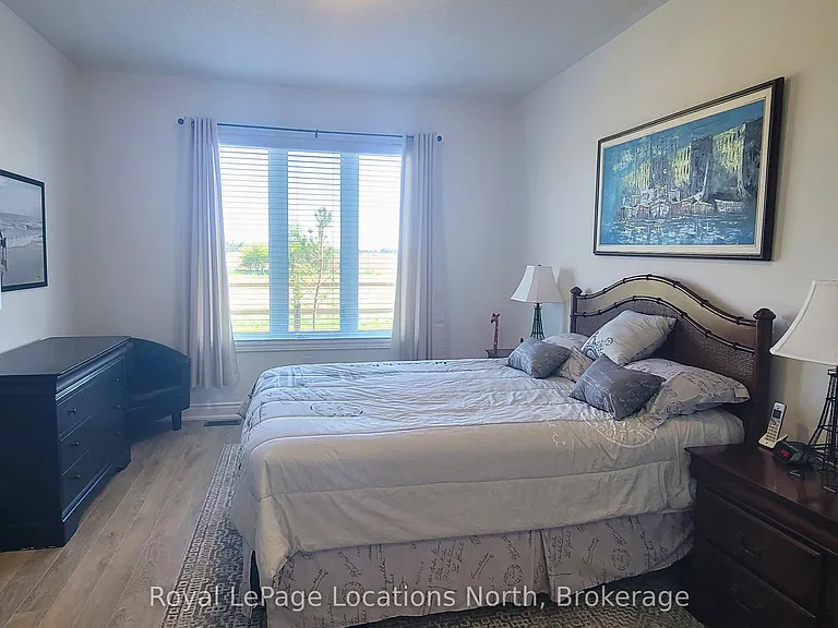 81 Season Cres — Photo 5