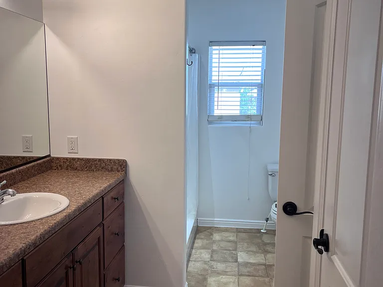 Upstairs Master Bath