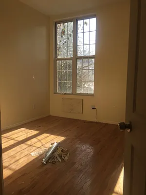 Rented by Grand & Co. | media 17