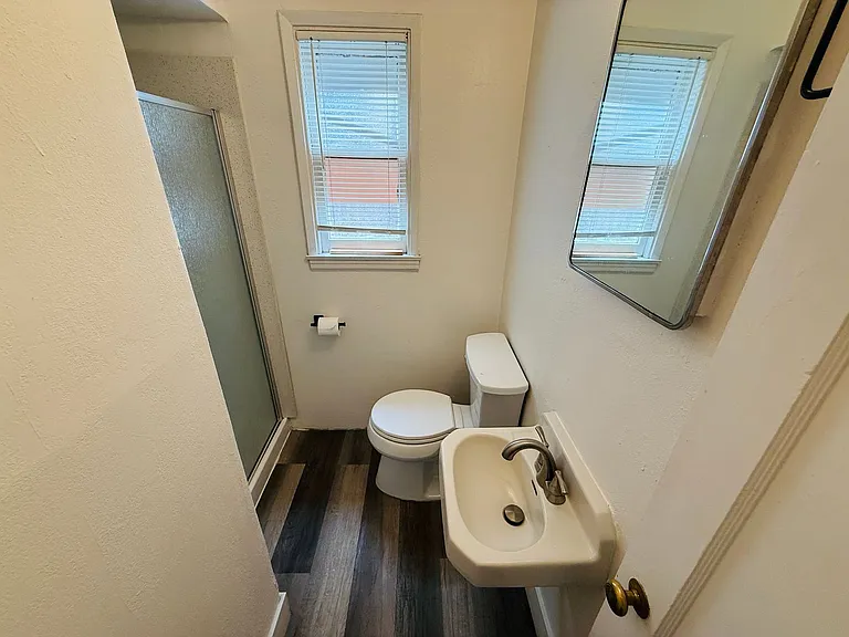 1227 Sierra Blvd — Photo 9