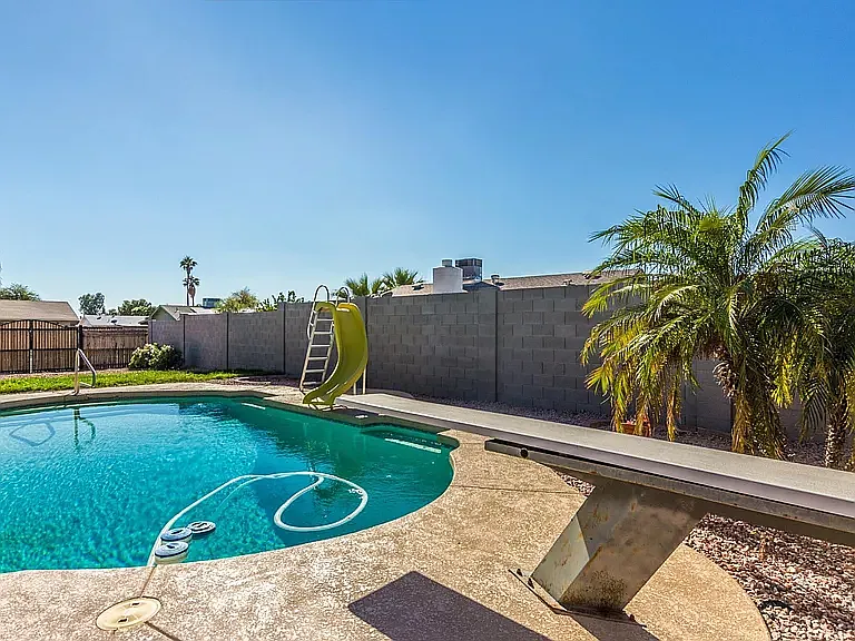 814 W Villa Maria Dr — Photo 12