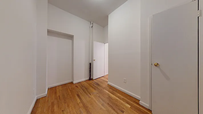 Rented by Bond New York | media 10