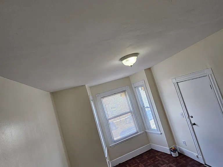1072 Hyde Park Ave #5 — Photo 7