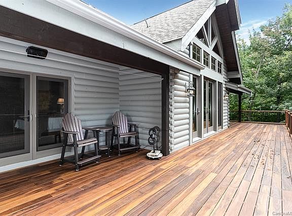 3rd image of 599 Furniture Dr