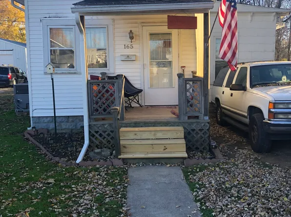 165 E Grand St, Dunkirk, IN 47336
