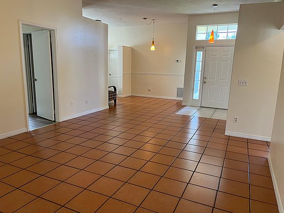 2nd image of 1067 Brielle Ct