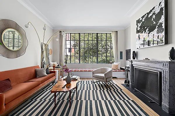 1st image of 463 W 22nd St #F