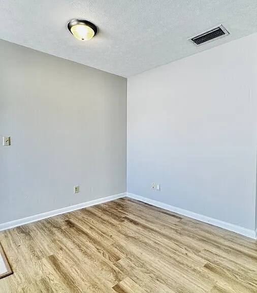 3619 SE 9th Pl #3 — Photo 11