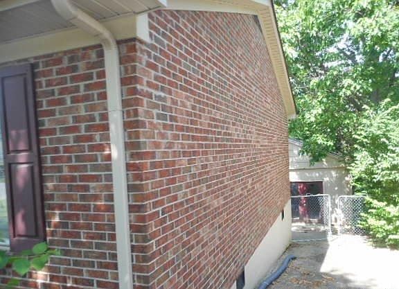 2nd image of 128 Brookview Dr