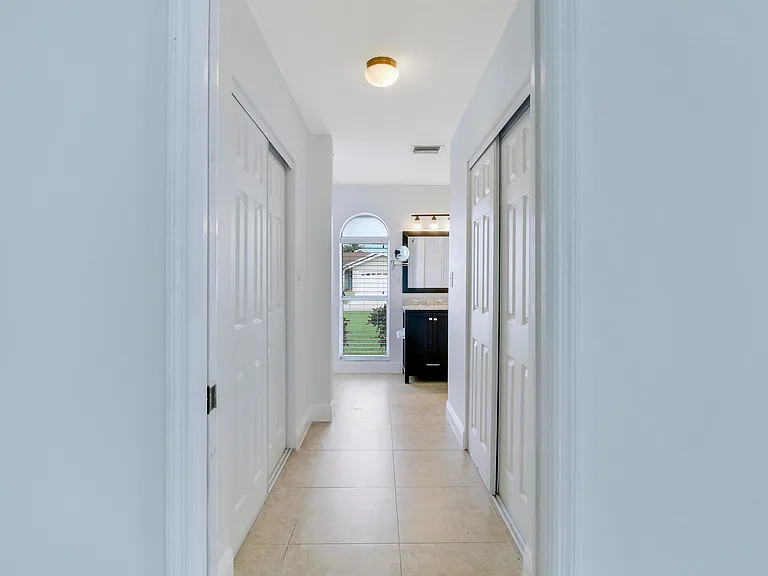 6118 Barbara St — Photo 24