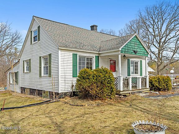 3rd image of 809 Grooms Rd