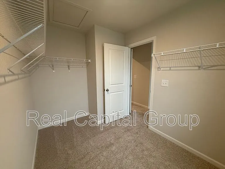 106 South Dr — Photo 29