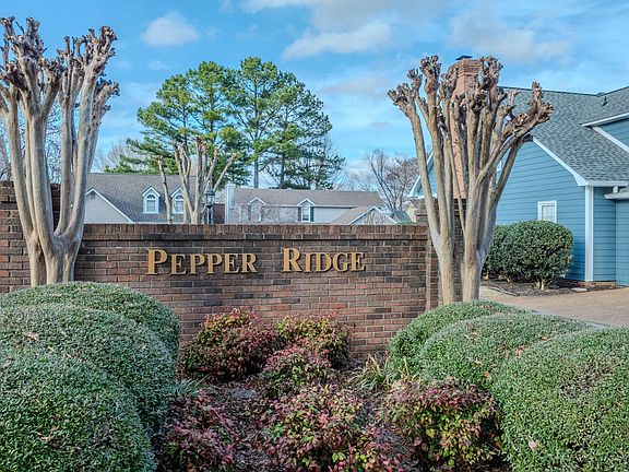 2nd image of 6 Pepper Rdg