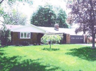 1808 W Packard Dr, Saginaw, MI