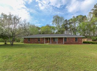 268 Yorkville Rd W, Columbus, MS 39702
