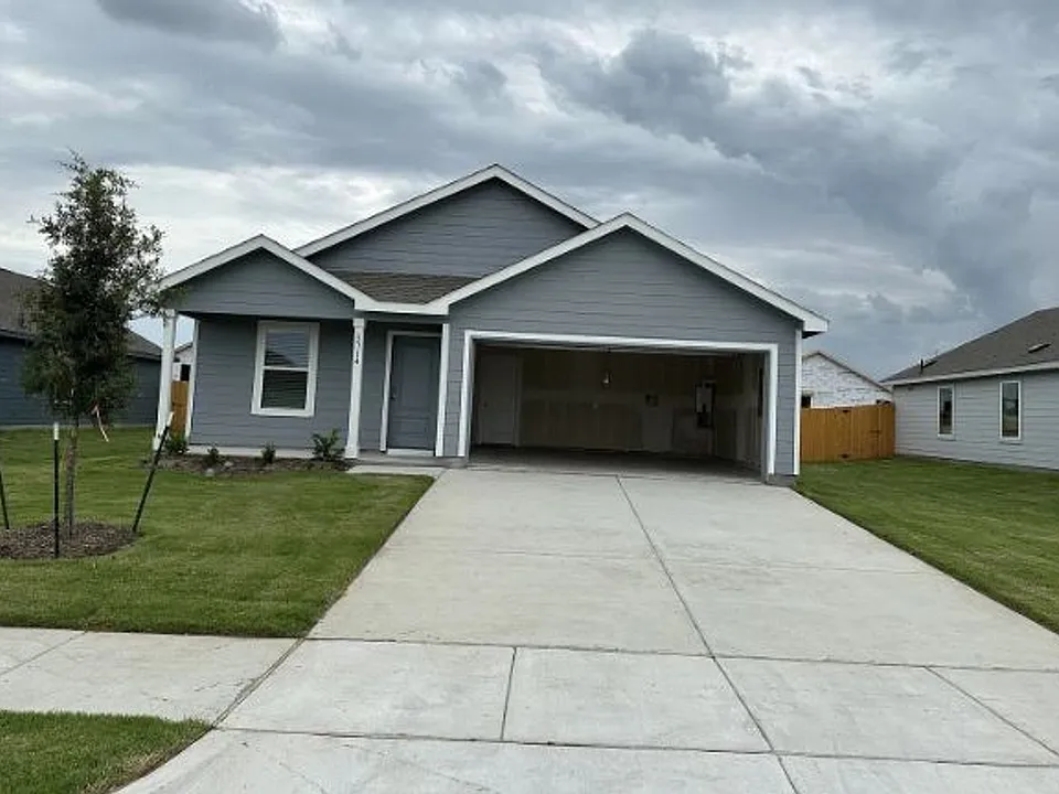 3714 Chambray Dr