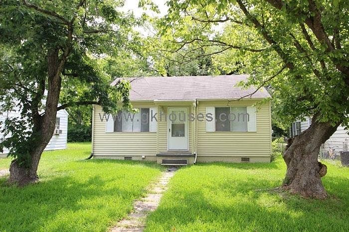 1st image of 4218 12th Ave