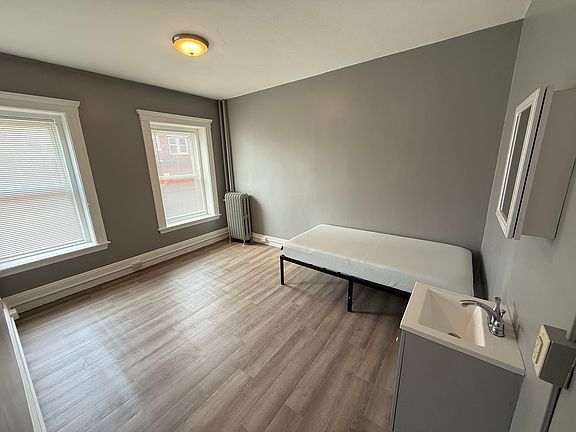 3rd image of 116 Lafayette St #2fe05832c