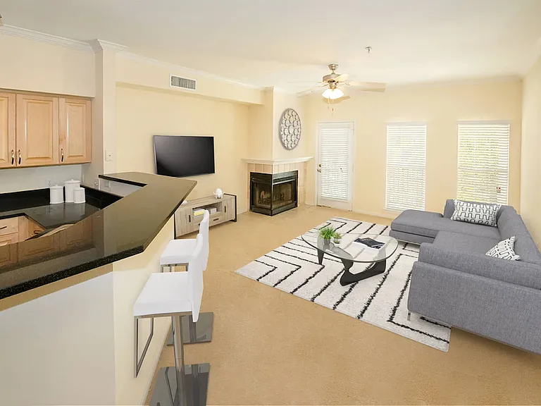 The Carriage Homes at Wyndham — Photo 17