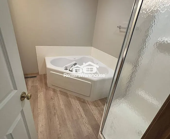 1905 Wildflower Ct — Photo 15