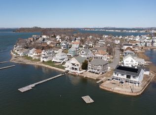 31 Hampton Cir #1, Hull, MA 02045