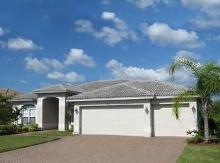 13120 Gray Heron Dr, North Fort Myers, FL 33903