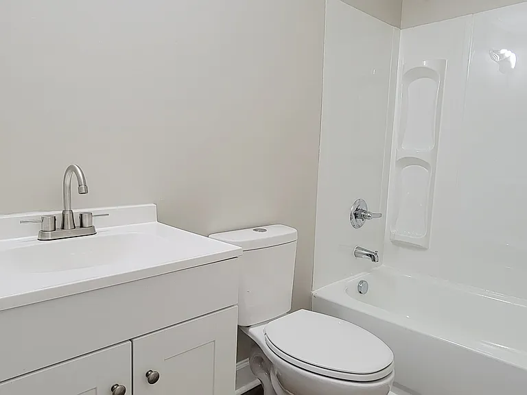 259 Dorothy St — Photo 9