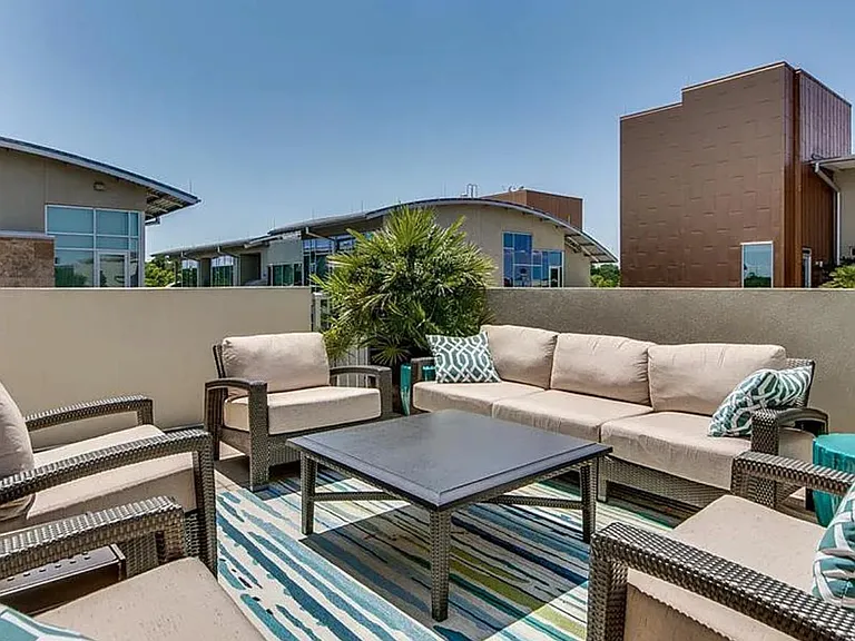 1600 Barton Springs Rd #6304 — Photo 9
