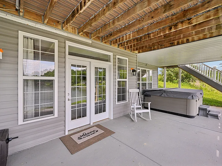 135 Harbour Pointe Dr — Photo 37