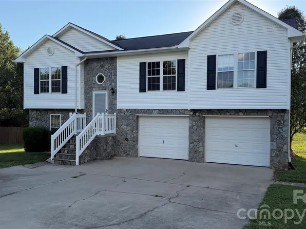 3358 Lilac Ln, Hudson, NC 28638