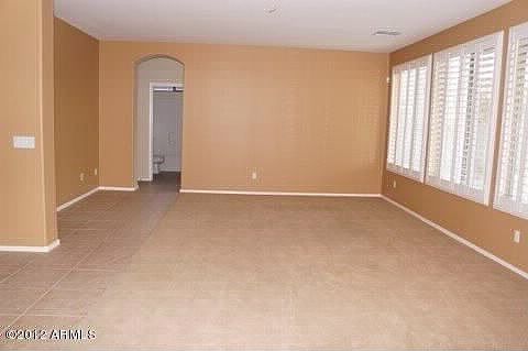 3rd image of 14248 W Sierra St