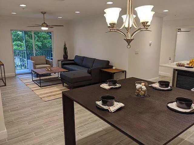 3 bed, 2.0 bath, 1340 sqft, $2,950 — Photo 2