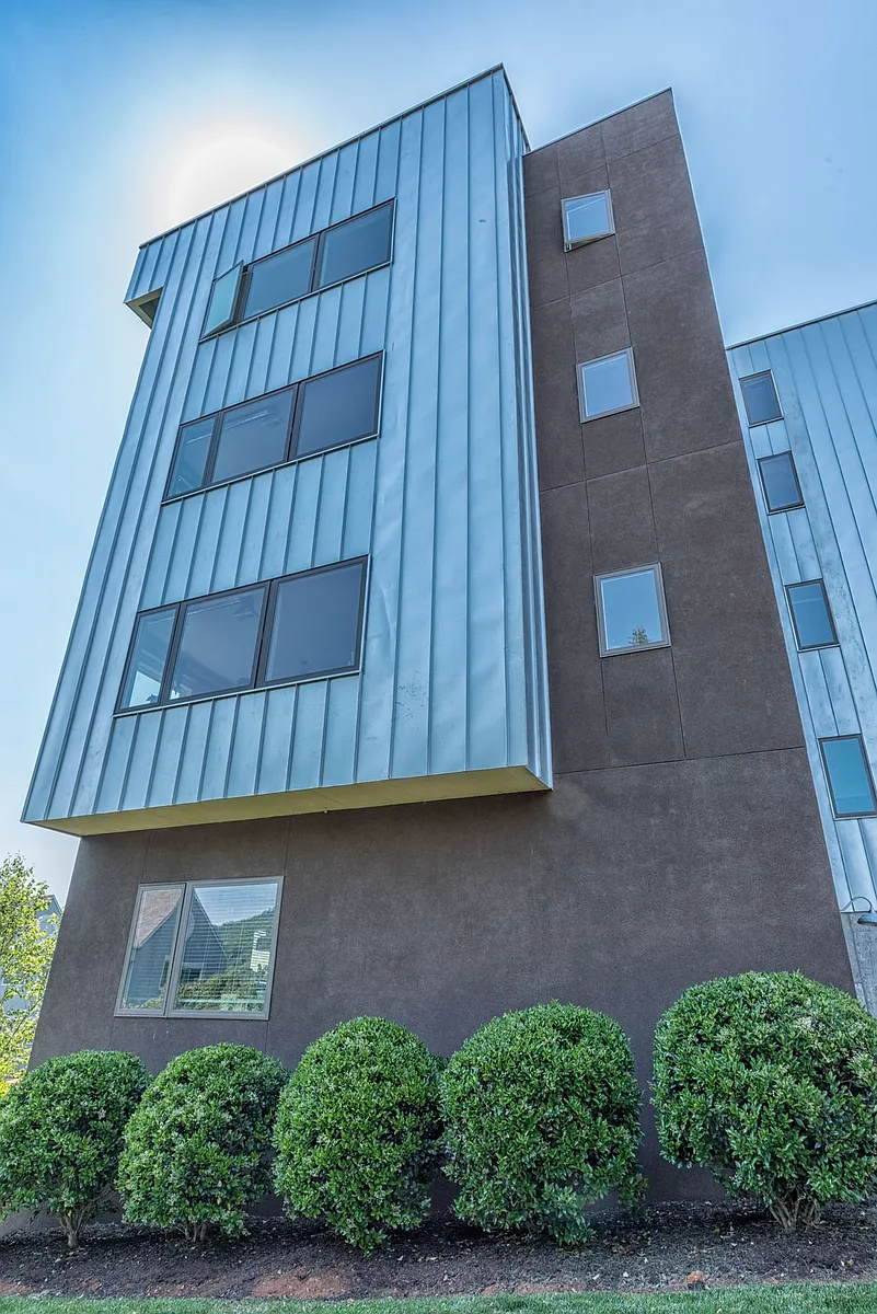Building Photo - 1050 Druid Ave.