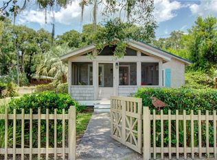 116 Circle Dr, Saint Simons Island, GA 31522