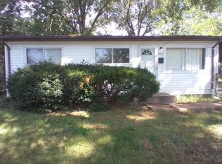 9017 Cranberry Ln, Saint Louis, MO