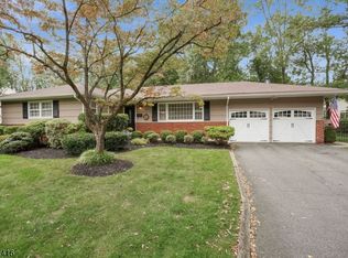 133 Crescent Rd, Florham Park, NJ 07932