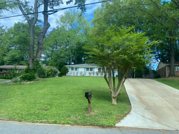 3044 Kammeyer Ln, Chamblee, GA 30341