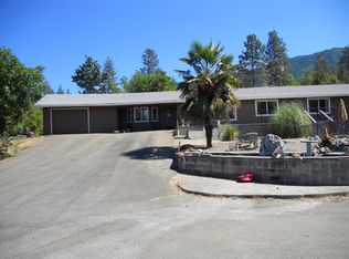 3411 Cloverlawn Dr, Grants Pass, OR