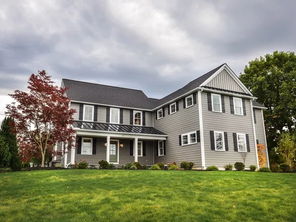 147 Highland St, Berlin, MA 01503