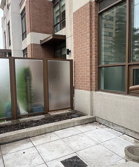 310 Tweedsmuir Ave #Townhouse 2 — Photo 7