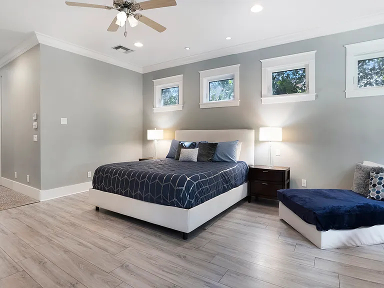 445 Palm River Blvd — Photo 10