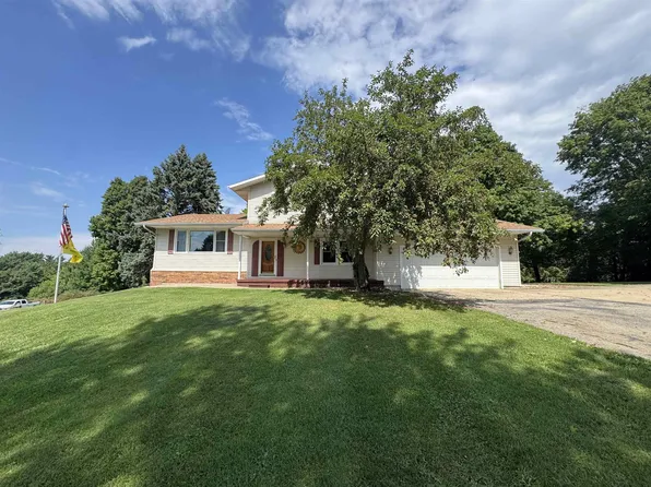 W5642 Rolling Acres Ln, Monroe, WI 53566