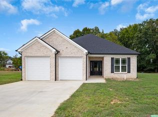 315 Larkspur Dr SW, Calhoun, GA 30701