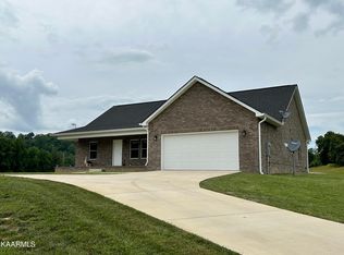305 Sparks Landing Rd, Maynardville, TN 37807