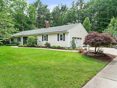 210 Edgewater Dr, Pembroke, MA, 02359