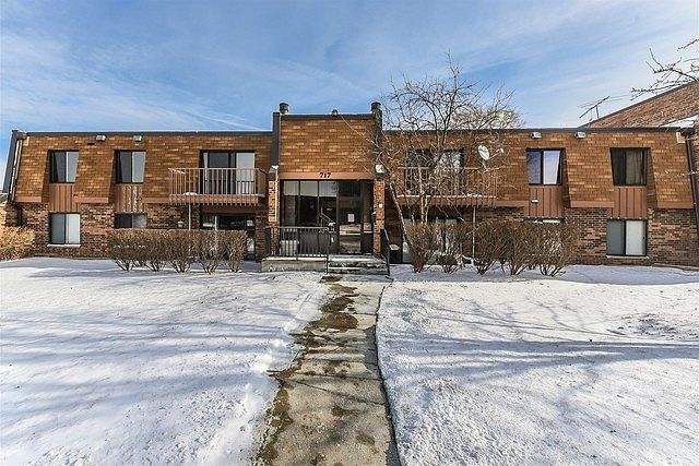 1st image of 717 Tipperary Ct APT 2A