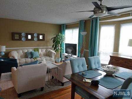 2nd image of 1293 Hibiscus Ct