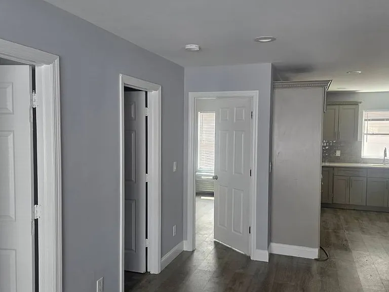 87 Lexington Ave — Photo 14
